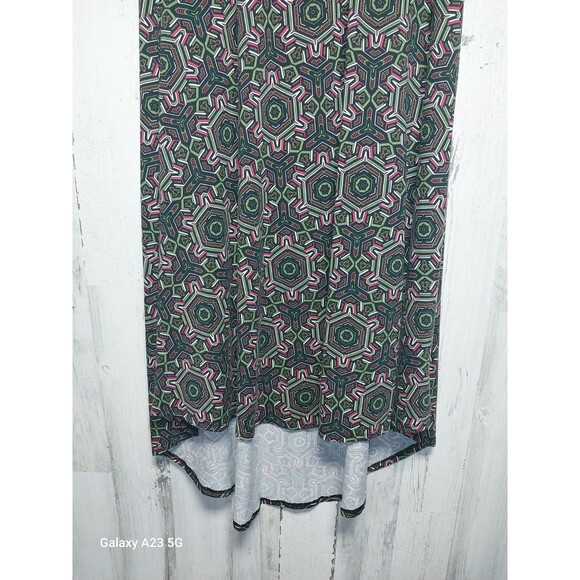 Lularoe Carly Medium Green Red Kaleidoscope Print Dress - Picture 2 of 7